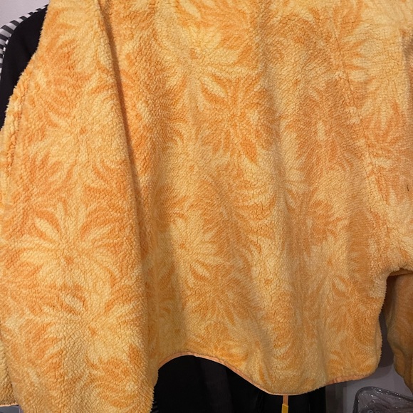 Fleece jacket - Picture 2 of 4